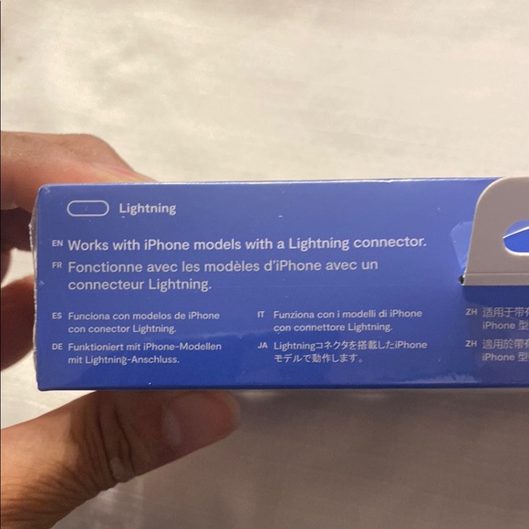 NIB-Backbone One - PlayStation®Edition - Lightning (2nd gen) - Picture 5 of 8